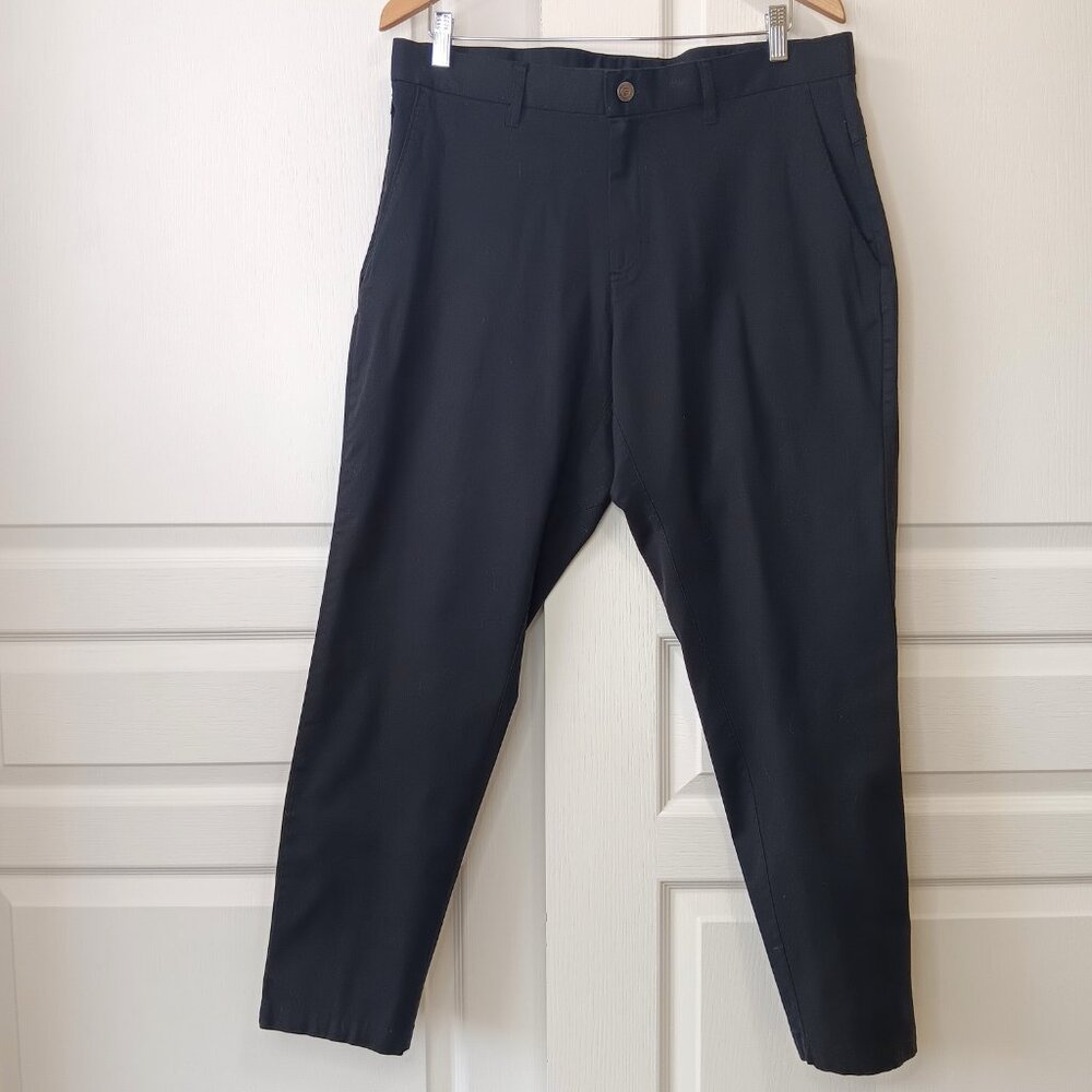 Fabletics Men's Black The High Side Chino (Classic Fit) Size 35 x 32